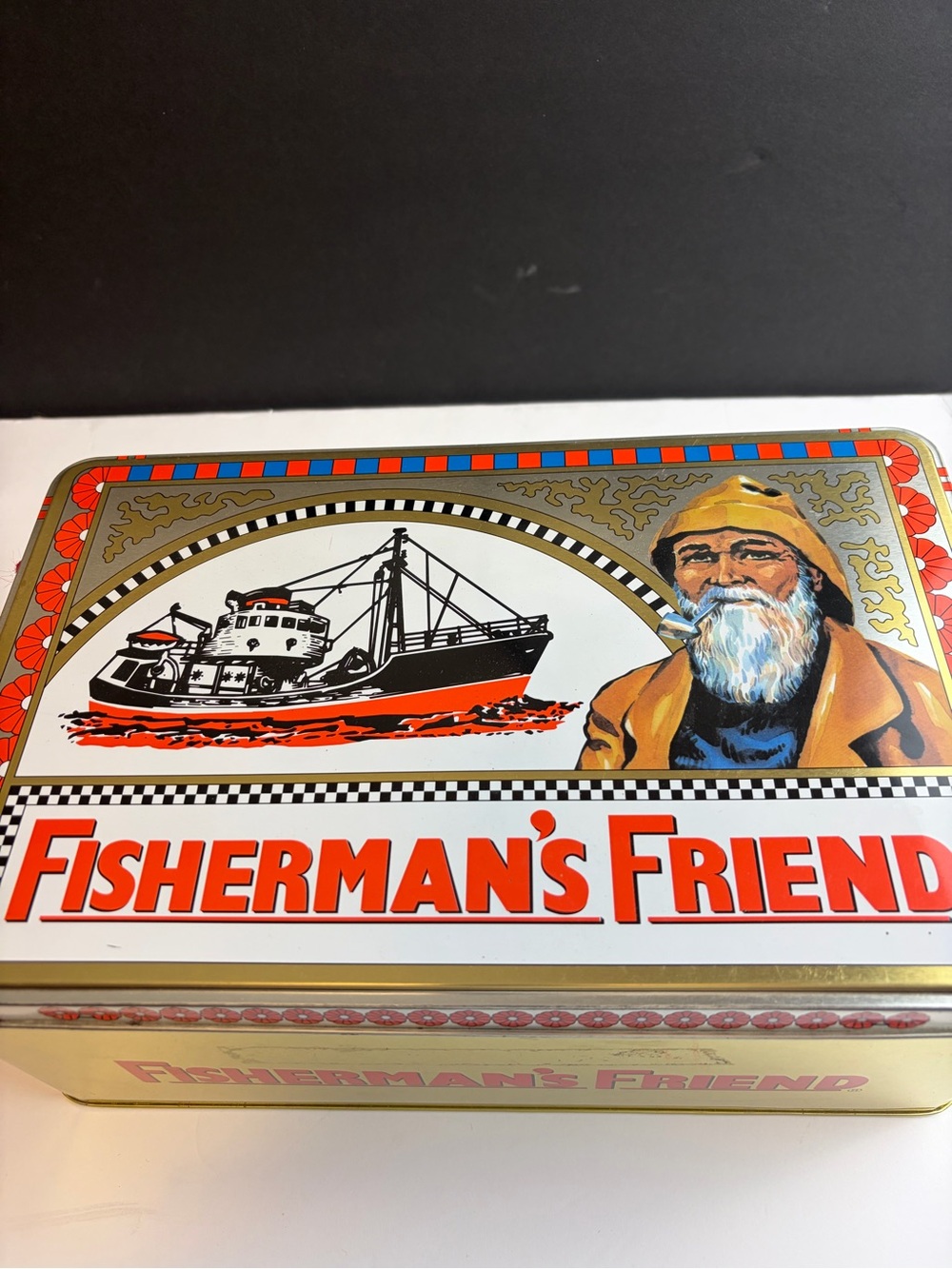 fishermans friend tin